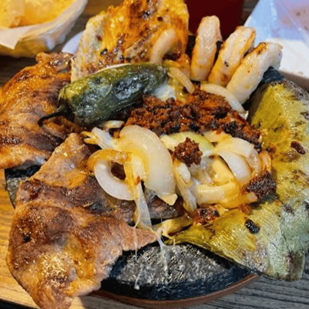Molcajete Mix Fajitas